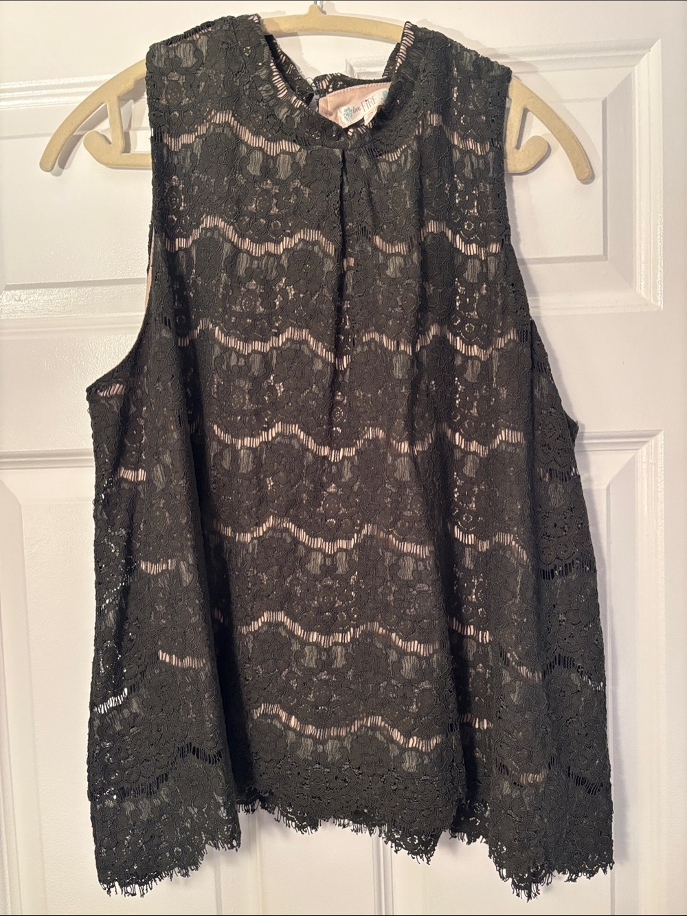 love, Fire dark olive green Lace Sleeveless Camisole Top